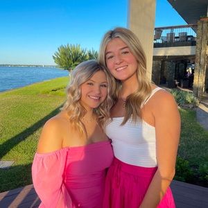 Meet your Posher, Arabella